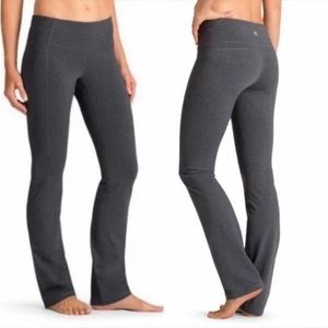 Athleta Straight Up Bootcut Yoga Pant sz sp